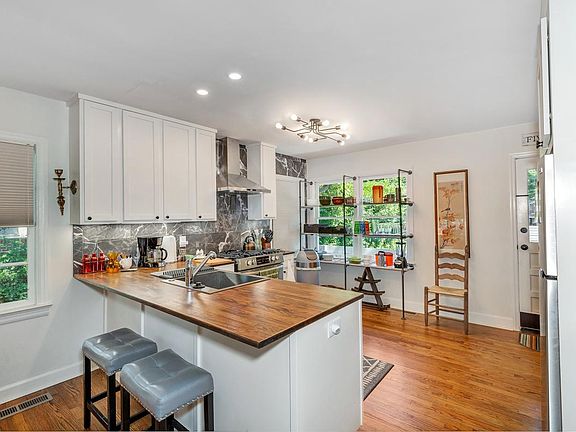 Kitchen with gas range stove