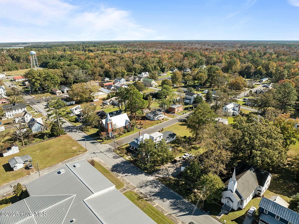 10th image of this home