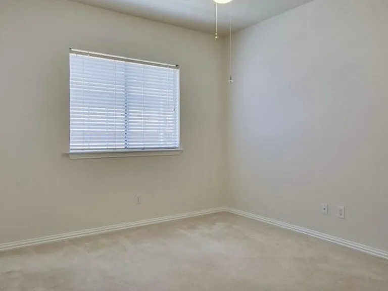 3408 Diamond Point Dr — Photo 16