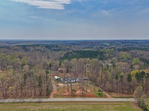 5th image of 1324 Noblin Farm Rd