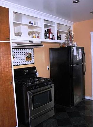 5th image of 5029 W 129th St