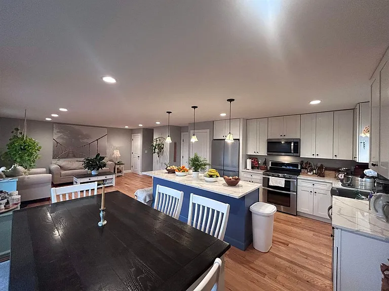 13A Cedar Ridge Dr — Photo 5