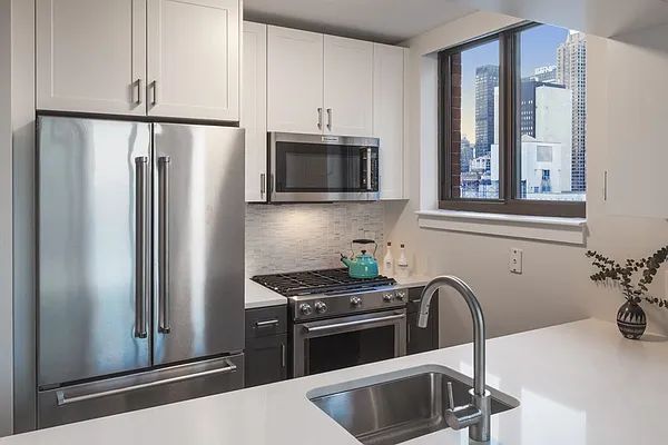 Rented by Greystar | media 51