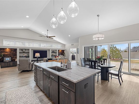 4th image of 9160 Pleasant Ridge Cir