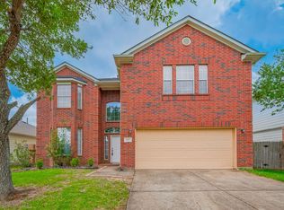 155 Rodeo Dr, Manvel, TX 77578