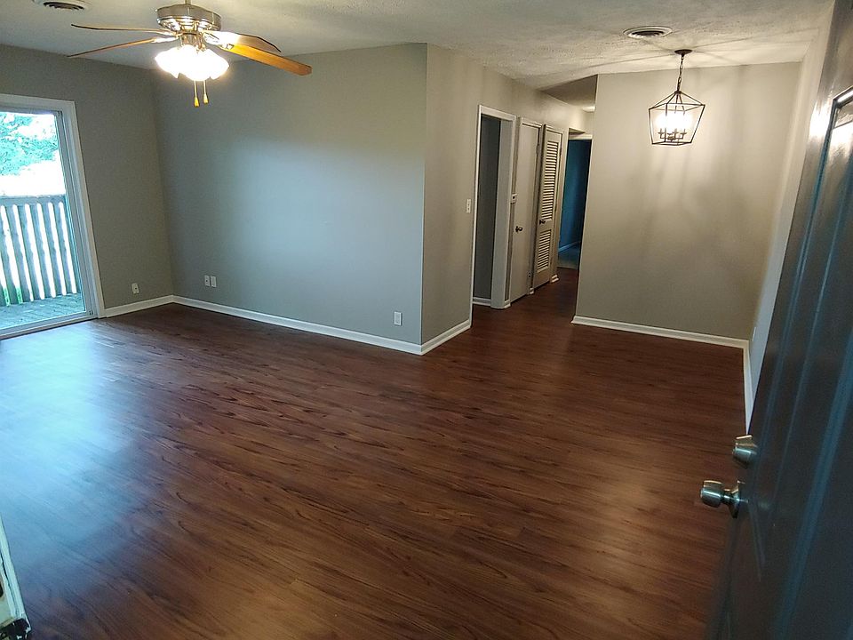 1st image of 1905 S Elm St APT 9