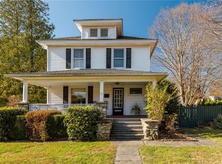 56 S Parsonage St, Rhinebeck, NY 12572