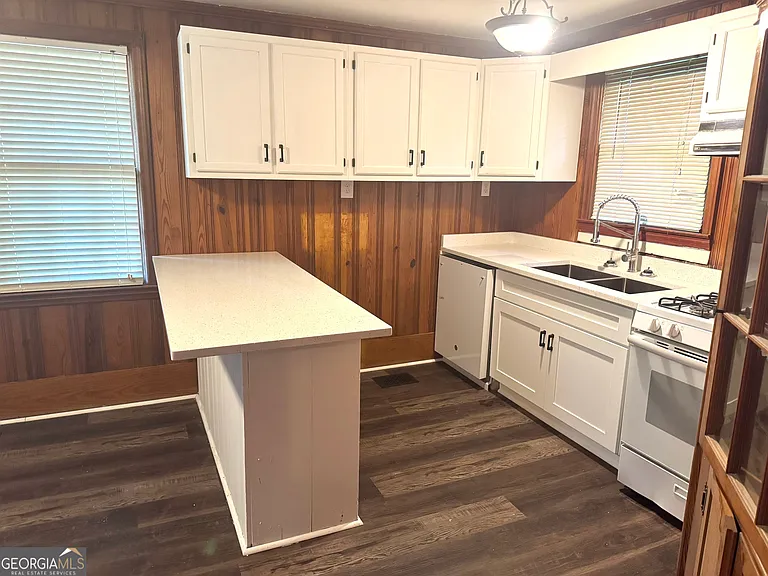 15 Casey St — Photo 4