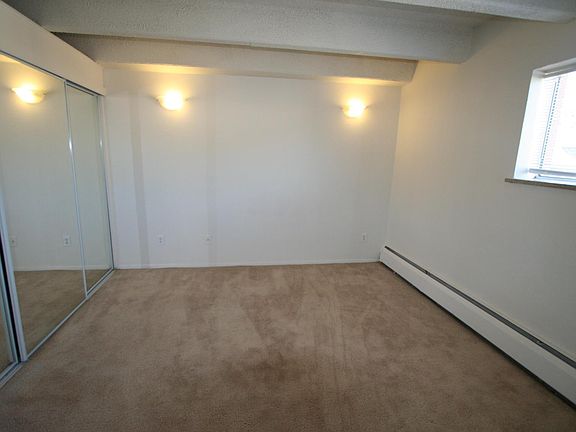 5th image of 1085 N Pearl St APT 306