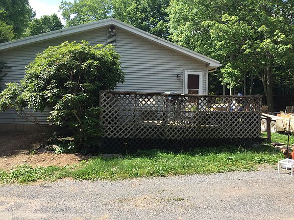 2nd image of 24 Youngs Hill Rd