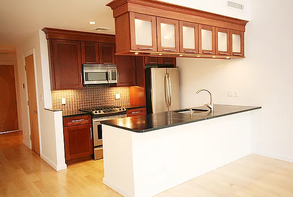 Sold by Betancourt & Associates Realty LLC | media 29