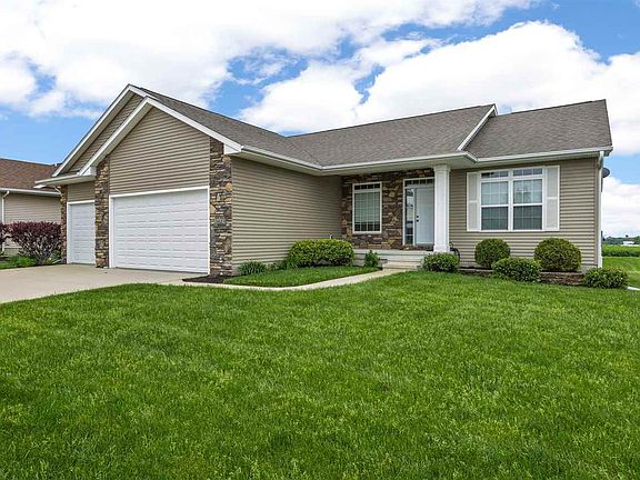 2nd image of 3025 Ridgeview Dr