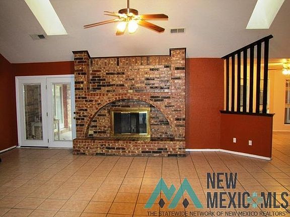 4th image of 2821 N Acoma Dr