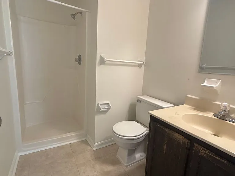 202 Myrtlewood Cir — Photo 12