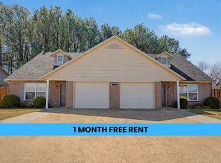 3403 SW Victoria Pl APT 1, Bentonville, AR 72712