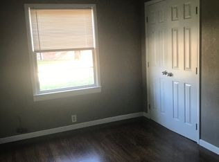 611 S 3rd St, Davis, OK 73030