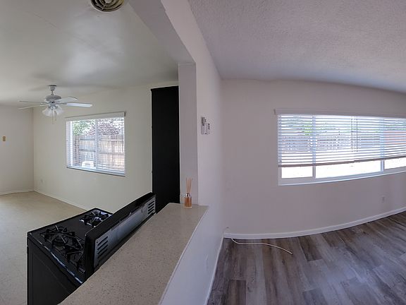 3rd image of 536 Avenue K #B
