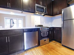 1331 W Touhy Ave APT 2N, Chicago, IL 60626