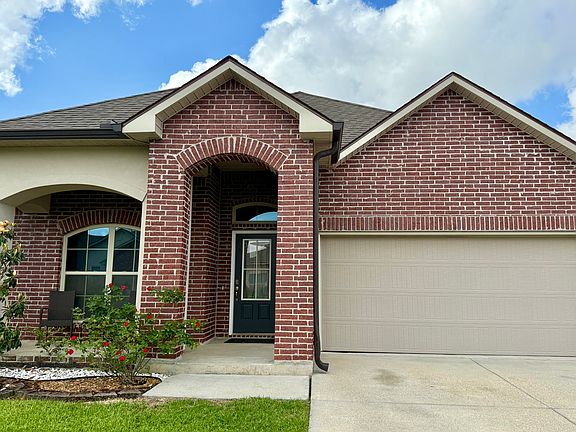 2nd image of 2240 N Lake Michele Cir