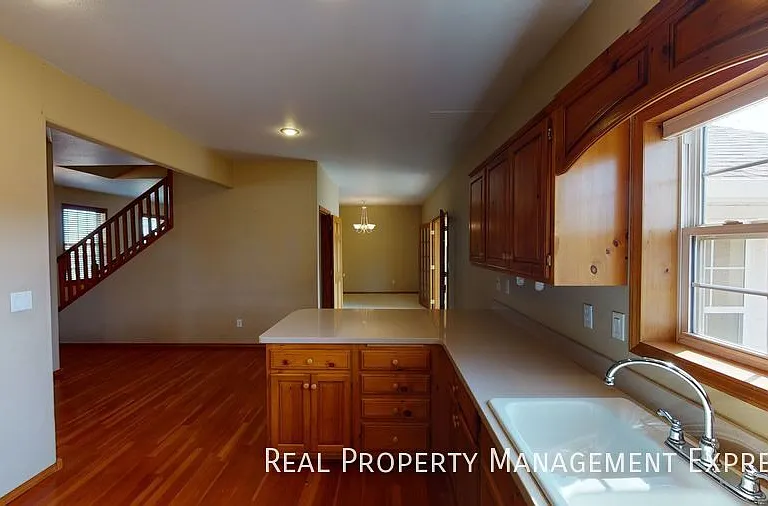 305 E Pine Lake Dr — Photo 19