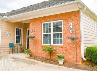 1704 Commonwealth Cir, Newnan, GA 30263