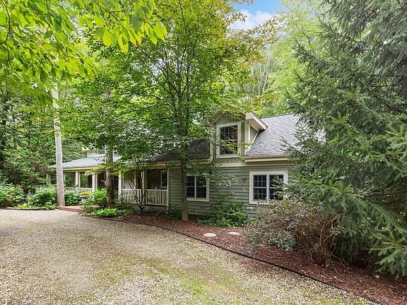 2nd image of 13217 Three Oaks Rd