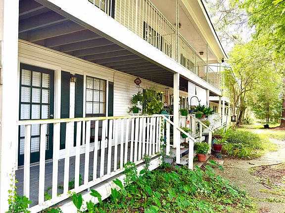 2nd image of 4384 Stumberg Ln
