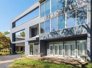 5725 Lindell Blvd, Saint Louis, MO 63112