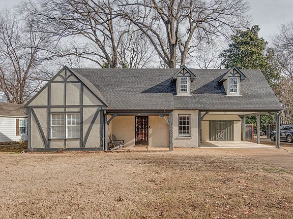 2nd image of 790 Cypress Dr