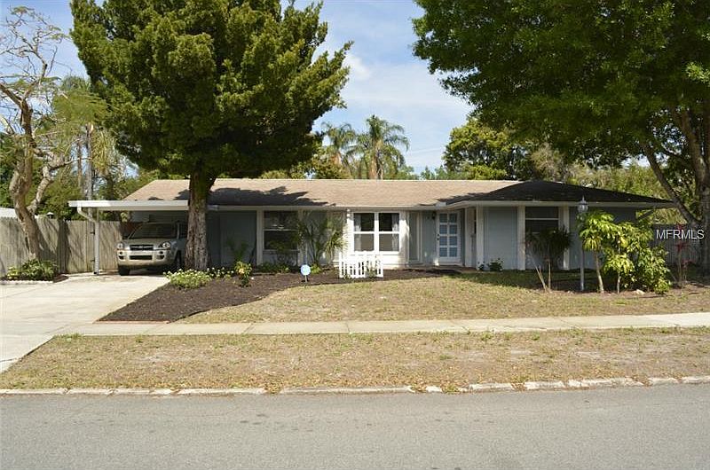 1st image of 621 Park Dr