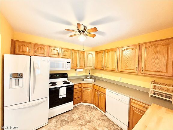 4th image of 719 Goldleaf Ct