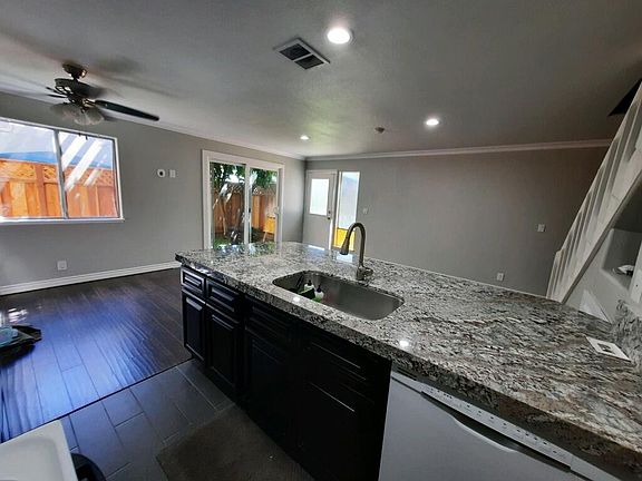 5th image of 782 Warring Dr APT 2