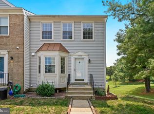 12372 Herrington Manor Dr, Silver Spring, MD 20904