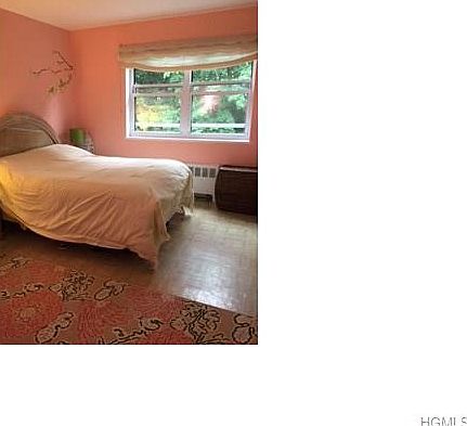 3rd image of 25 Shady Glen Ct APT 3D
