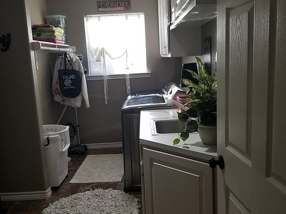 4th image of 7036 Melick Cir