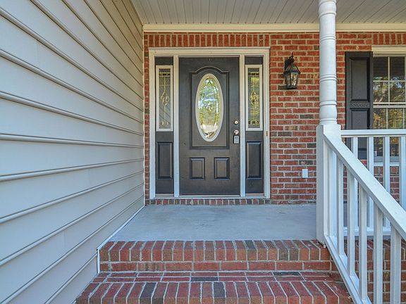 2nd image of 24 Maplewood Dr