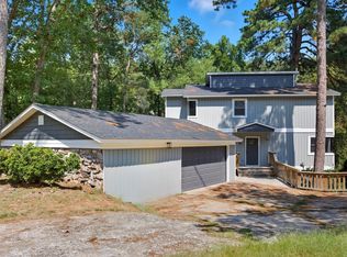 26 Tallyho Ln, Little Rock, AR 72227