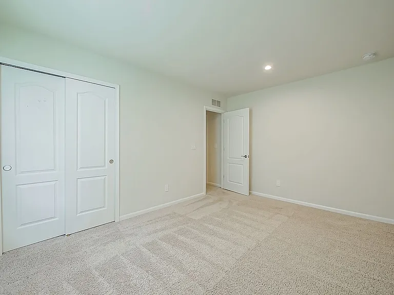 1582 Beachwood Dr — Photo 34