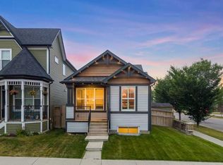 257 E Auburn Meadows Way SE, Calgary, AB T3M 2H7