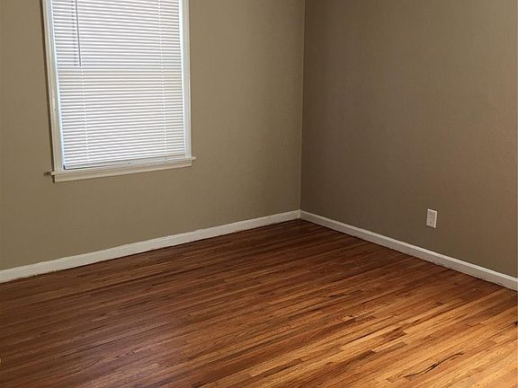 5th image of 1442 N Kingston Pl E