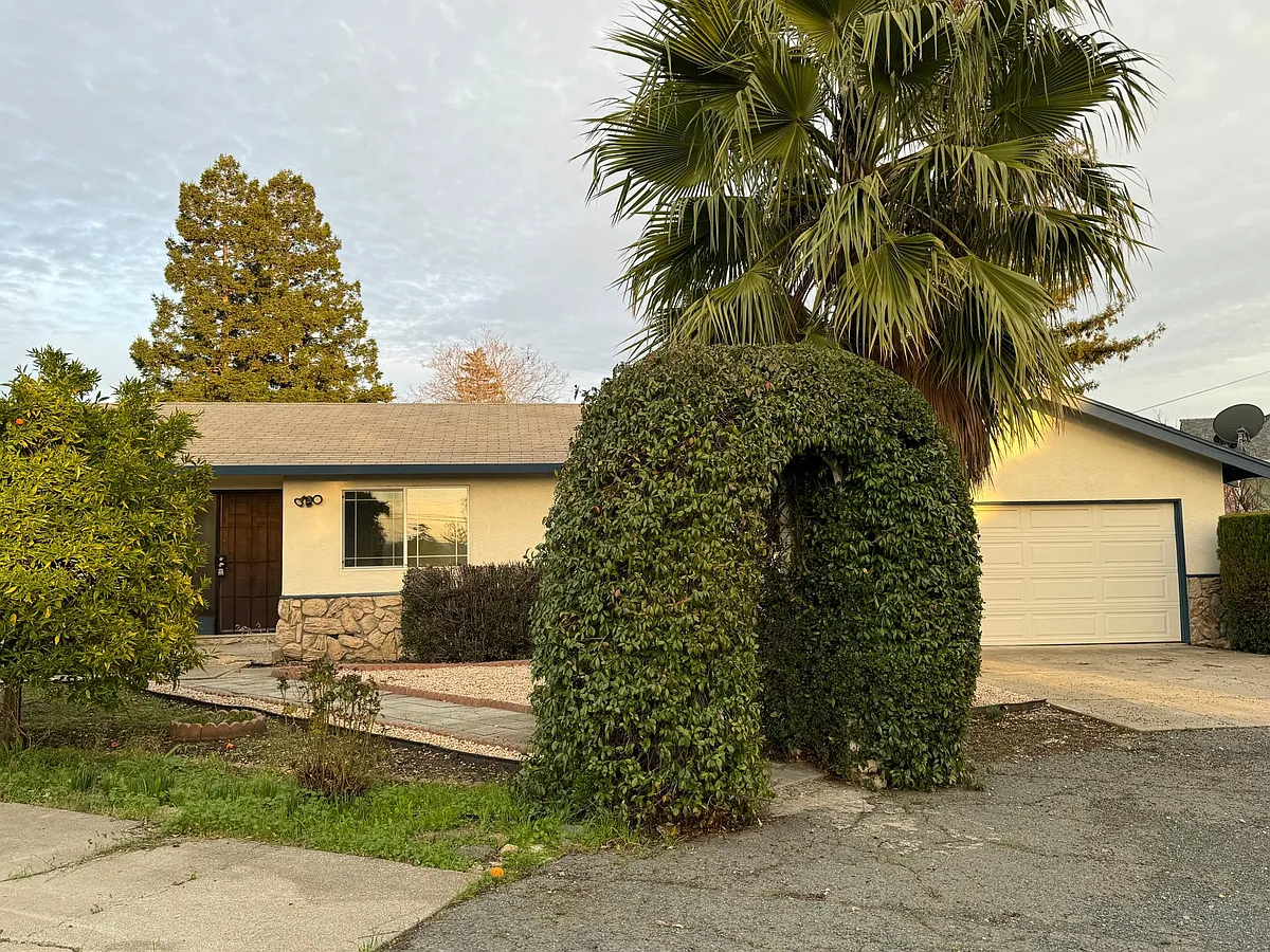 Building Photo - 2312 San Michele Ct