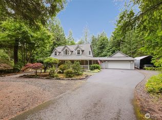 2062 SW Wildwood Rd, Pt Orchard, WA 98367