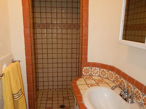 5th image of 728 N Bean Ave APT 3