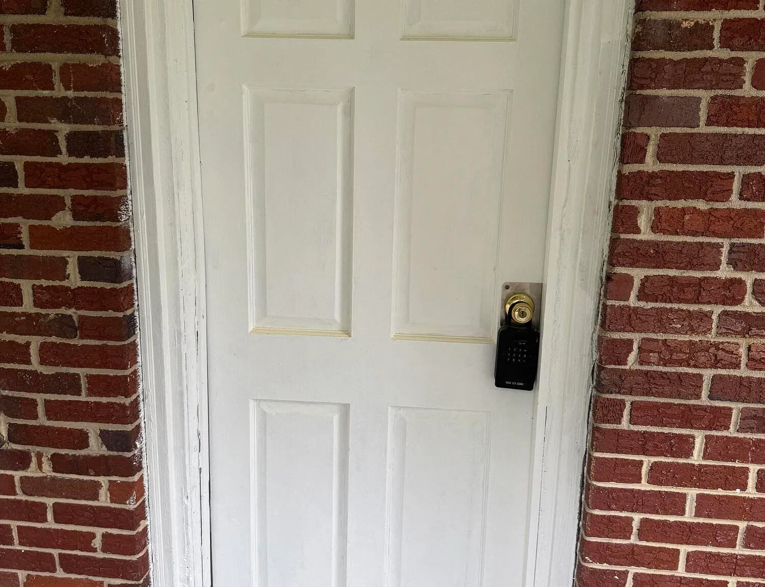 2 bed, 1.0 bath, 725 sqft, $795 — Photo 2