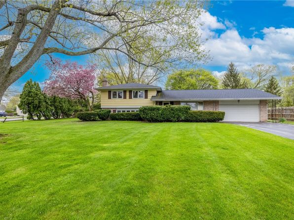 1 Gateway Rd, Rochester, NY 14624