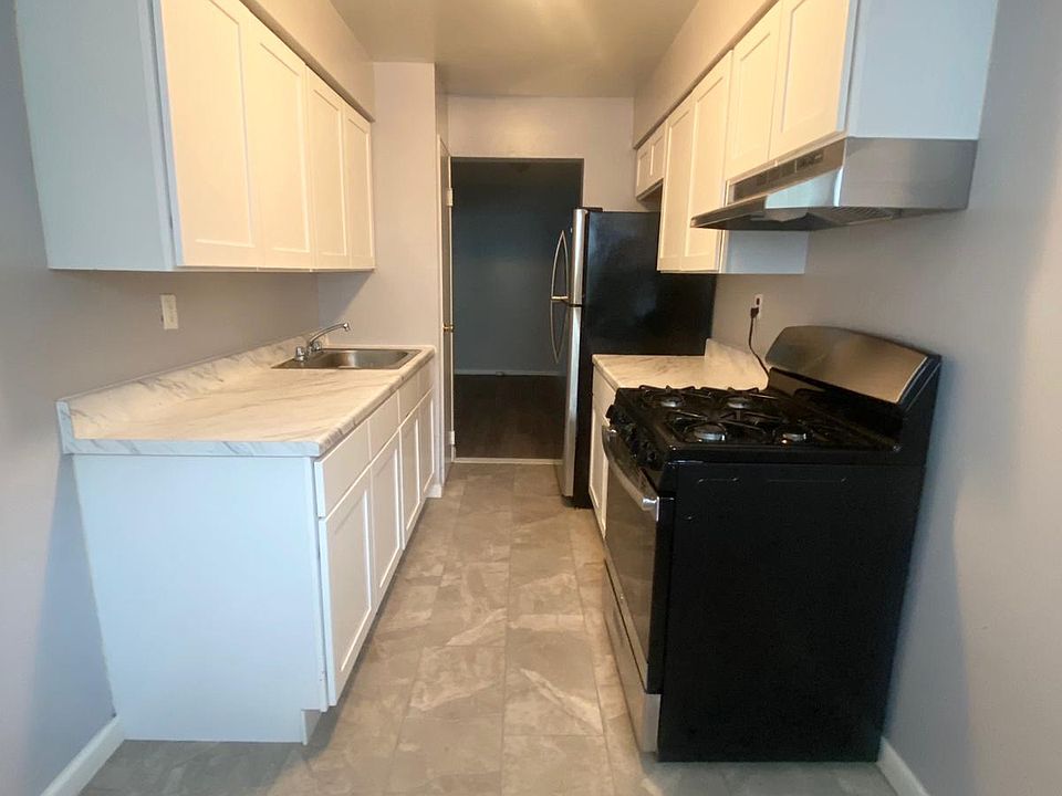 1st image of 345 Lincoln Ave APT 7