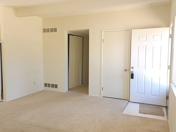 4th image of 934 167th Ave NE