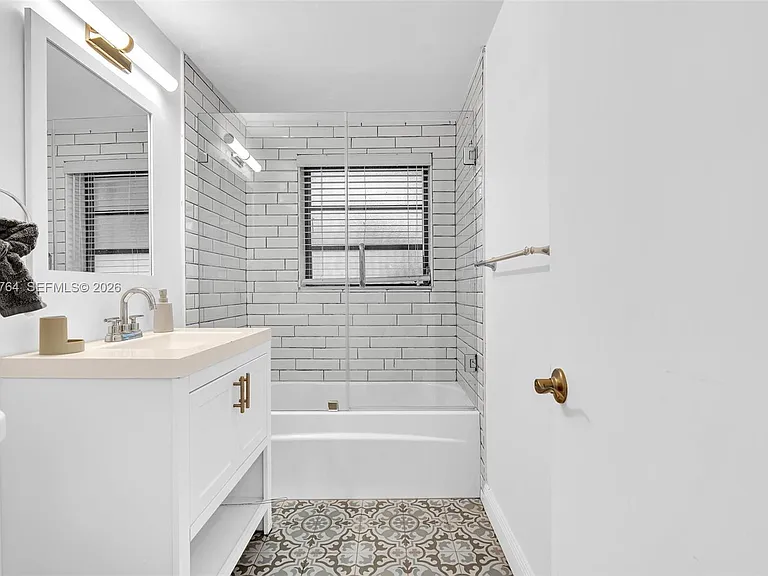 4144 El Mar Dr #1 — Photo 23