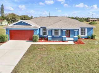 2527 NE 6th Pl, Cape Coral, FL 33909