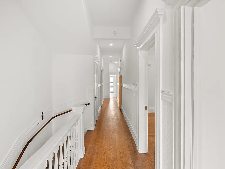 25 Collingwood St — Photo 17